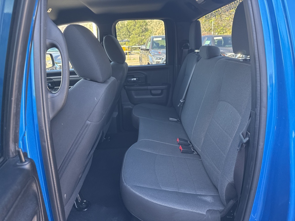 2022 Ram 1500 Classic Warlock photo 11