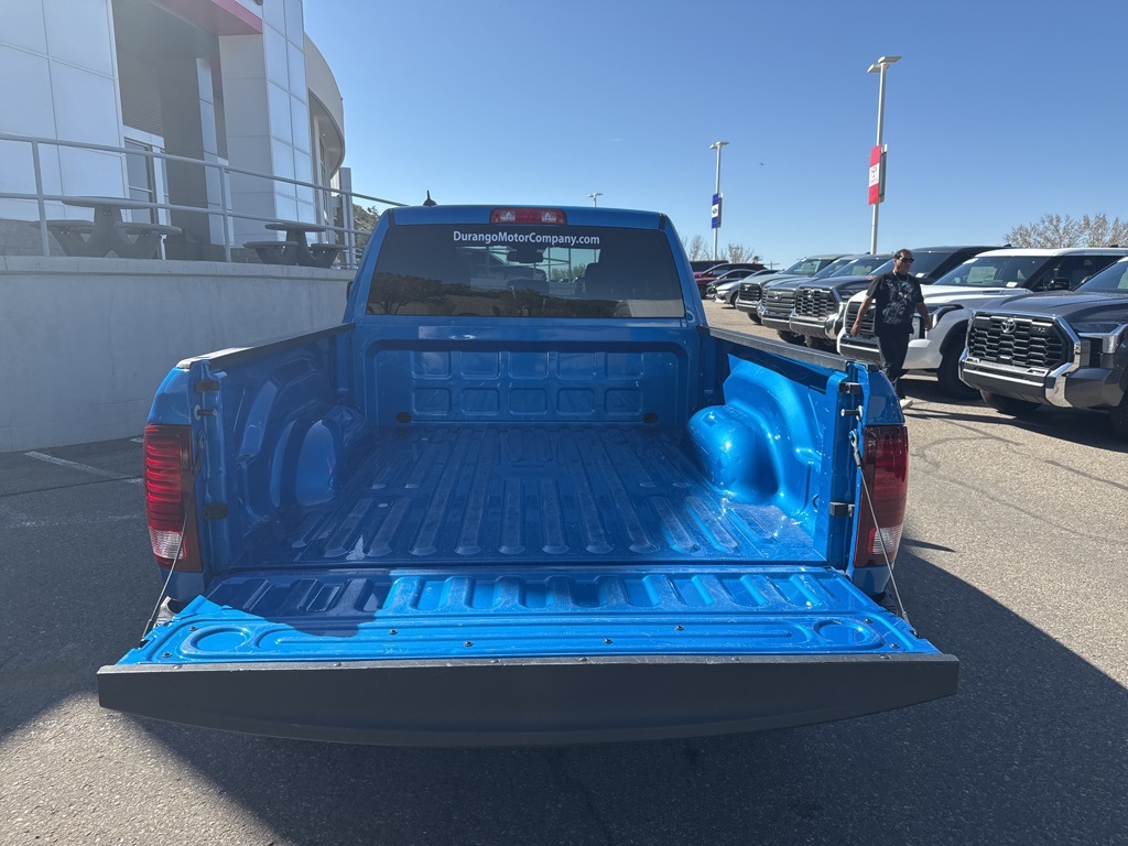 2022 Ram 1500 Classic Warlock photo 8