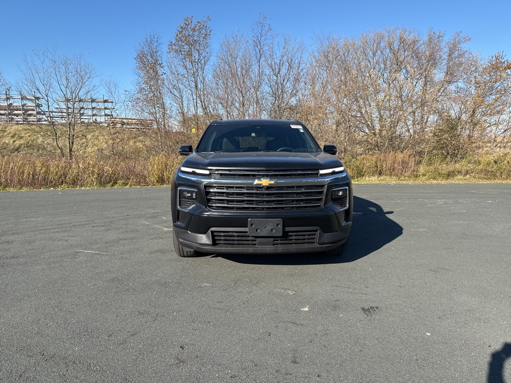 Used 2024 Chevrolet Traverse 2LT with VIN 1GNEVGKS2RJ194284 for sale in Zumbrota, Minnesota