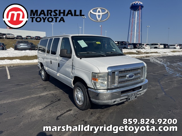 2011 Ford E-Series E-350 XLT Super Duty Passenger Van