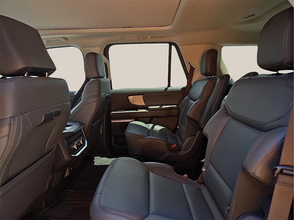 New 2025 Ford Expedition For Sale in Farmington, AR