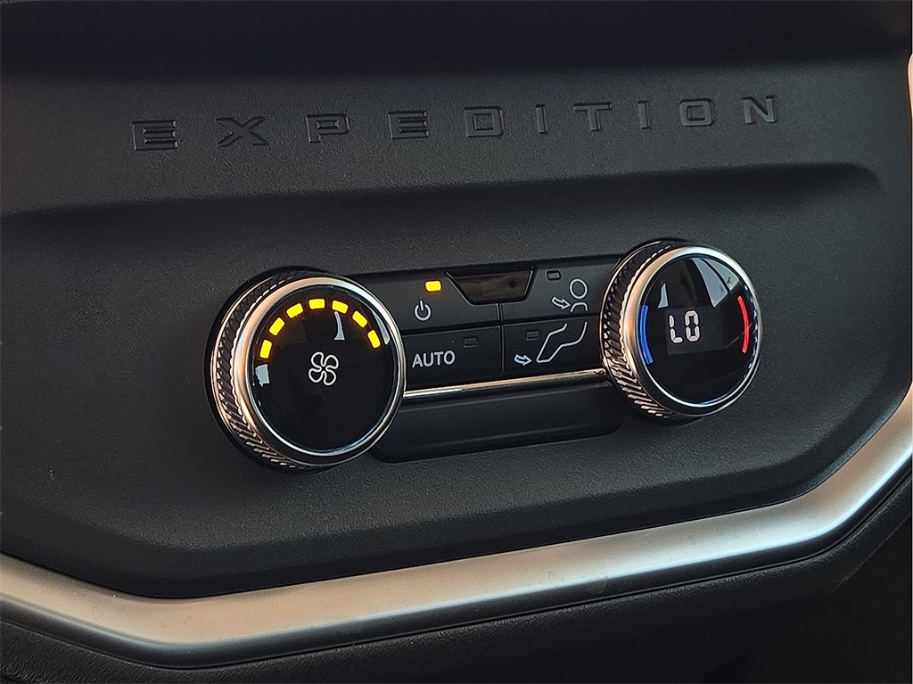 New 2025 Ford Expedition For Sale in Farmington, AR