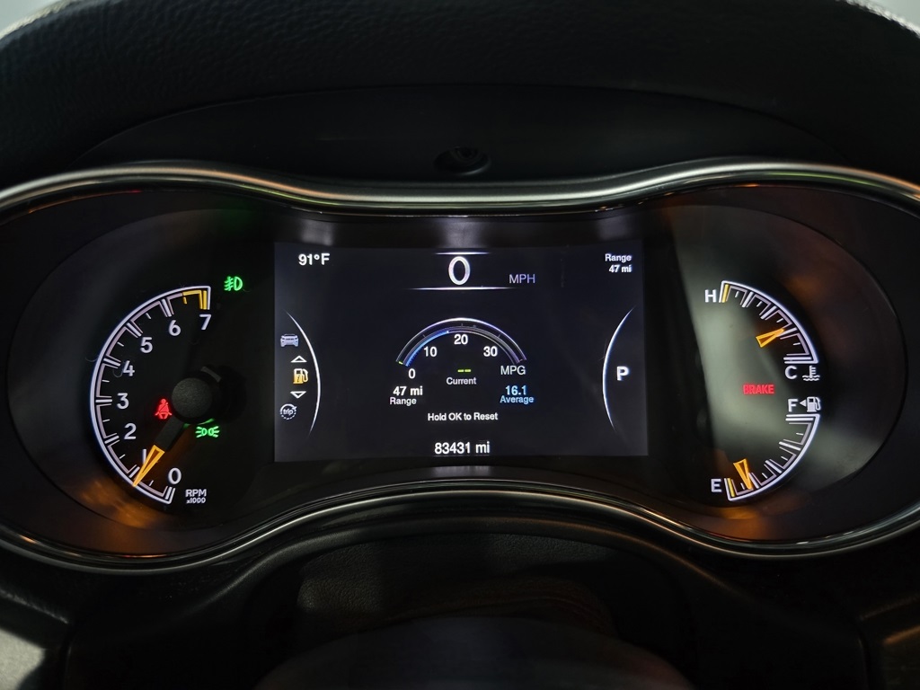 Thumbnail: 2015 Jeep Grand Cherokee - 18