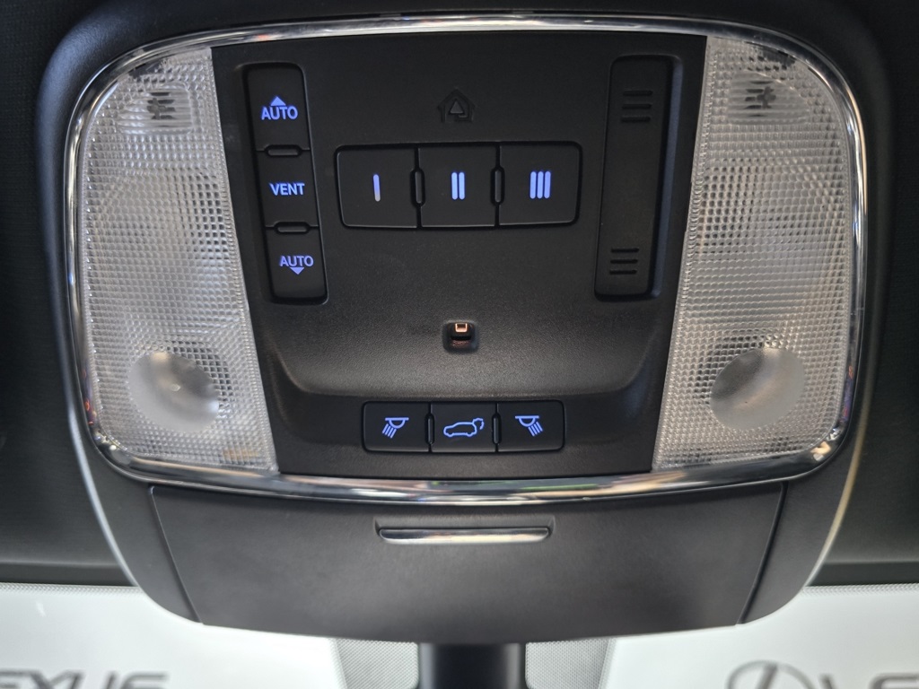 Thumbnail: 2015 Jeep Grand Cherokee - 19