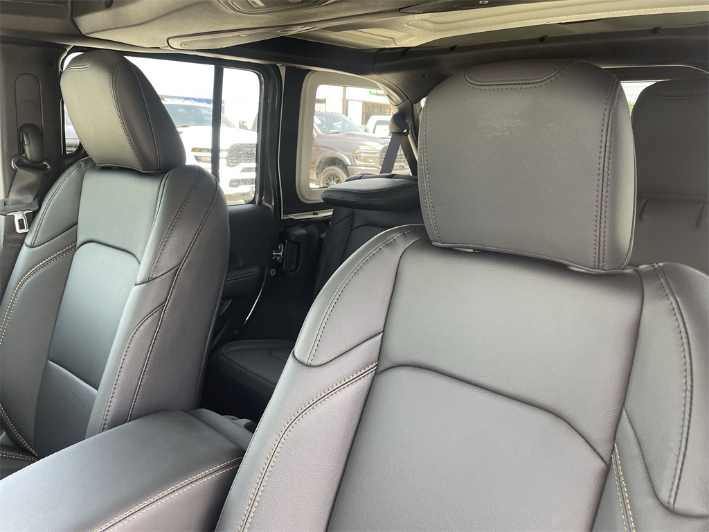 2025 Jeep Wrangler Sahara - 4