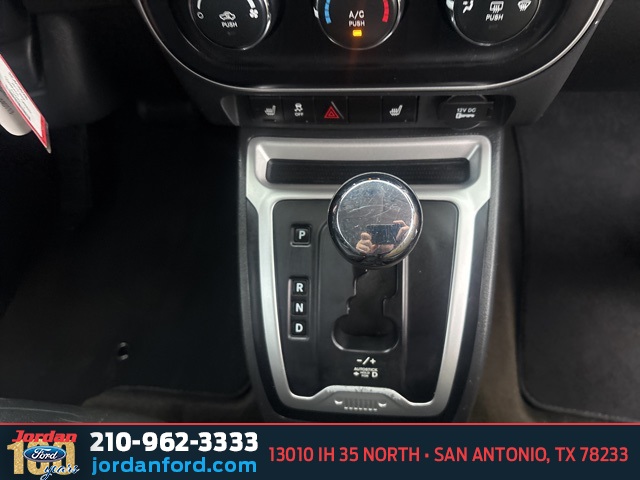 Used Car 2015 Jeep Compass  Latitude For Sale Under $10,000 In San Antonio, Texas