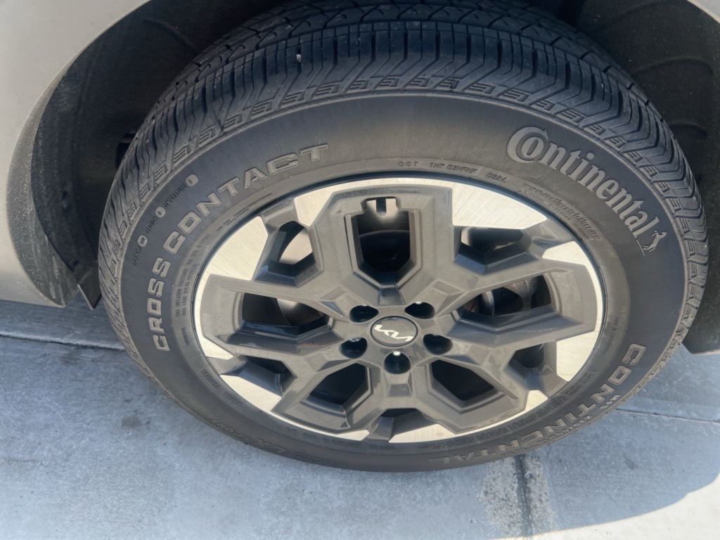Thumbnail: 2025 Kia Sorento - 9