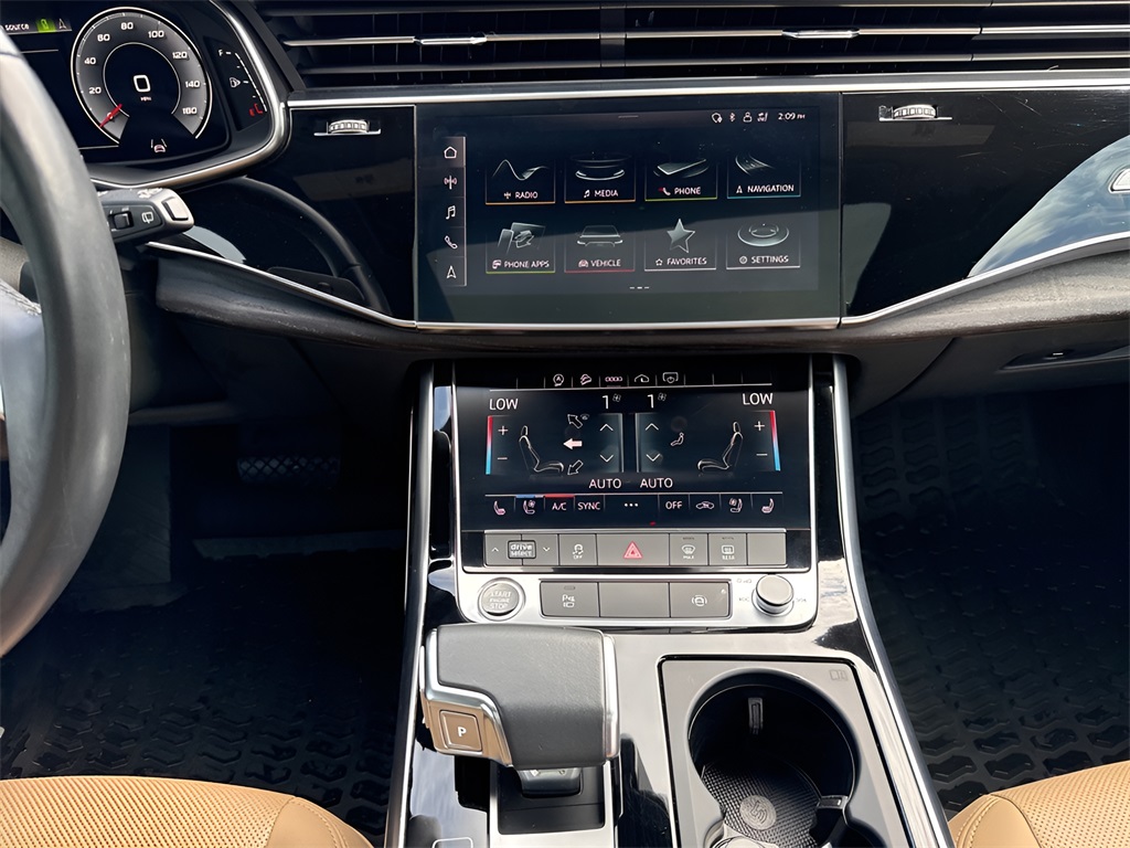 2021 Audi Q8