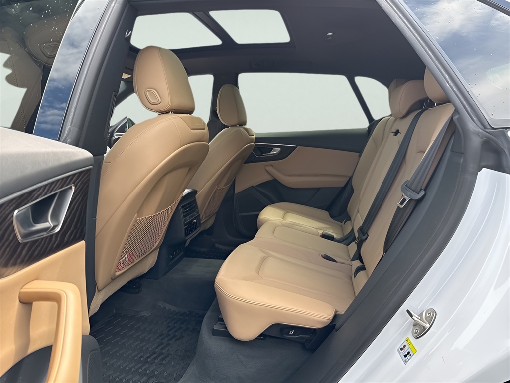 2021 Audi Q8