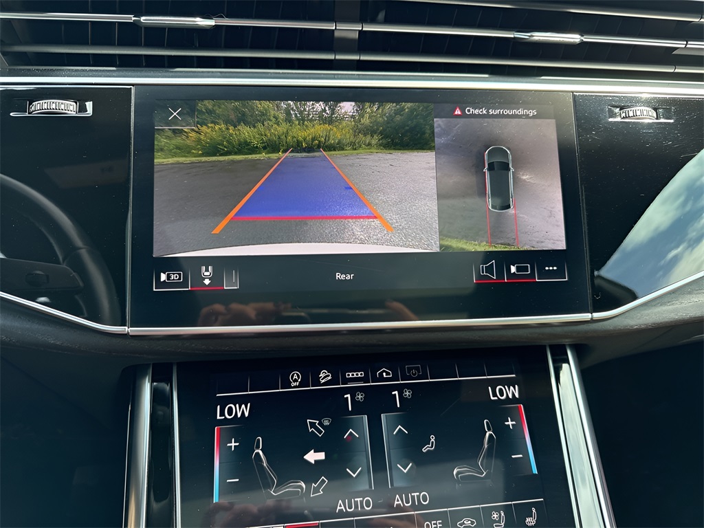 2021 Audi Q8