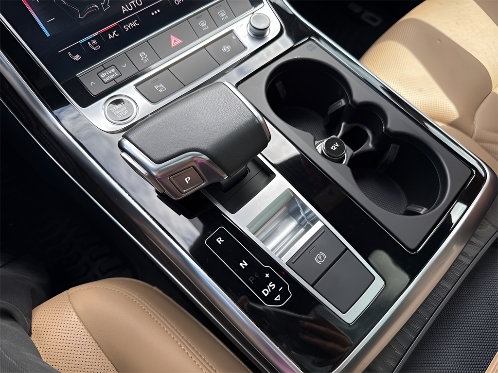 2021 Audi Q8