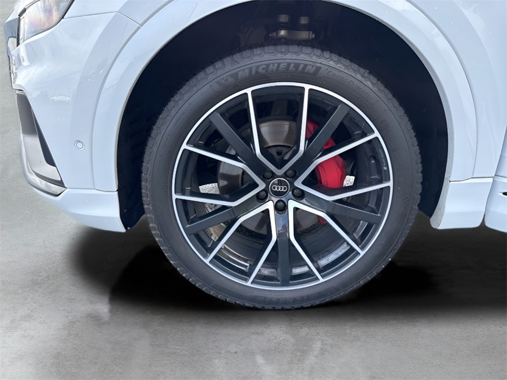 2021 Audi Q8