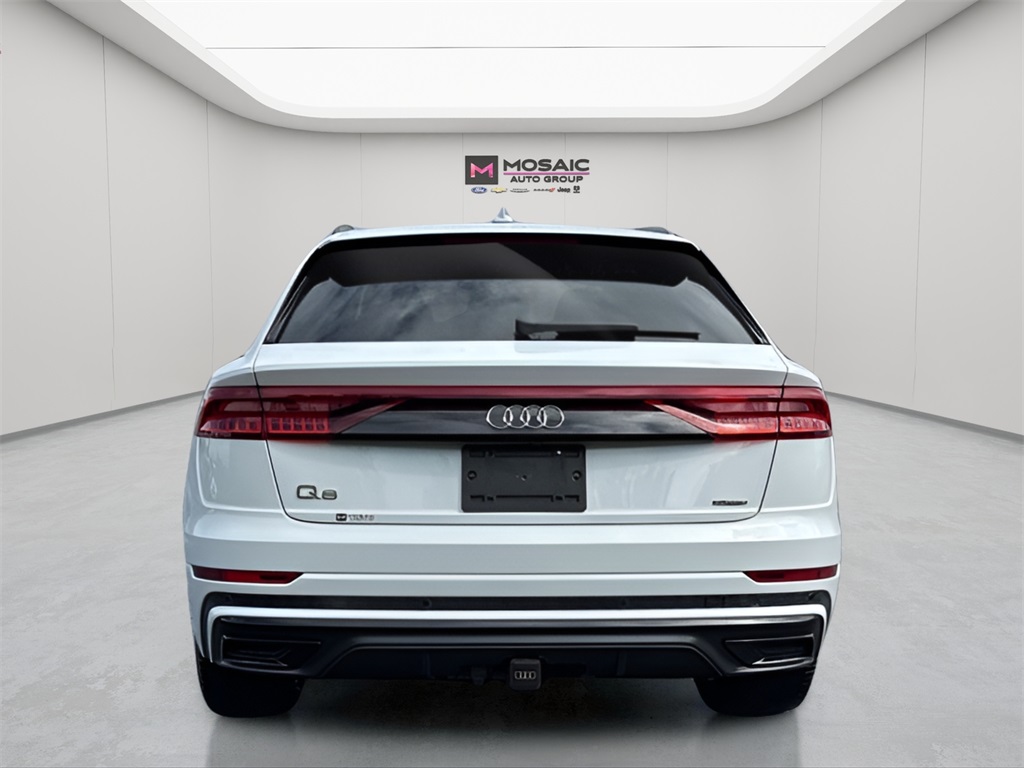 2021 Audi Q8