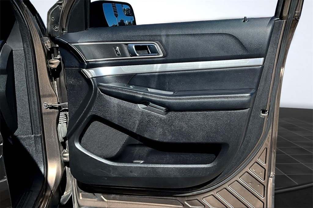 2016 Ford Explorer XLT Brown at Bayway Cadillac Southwest