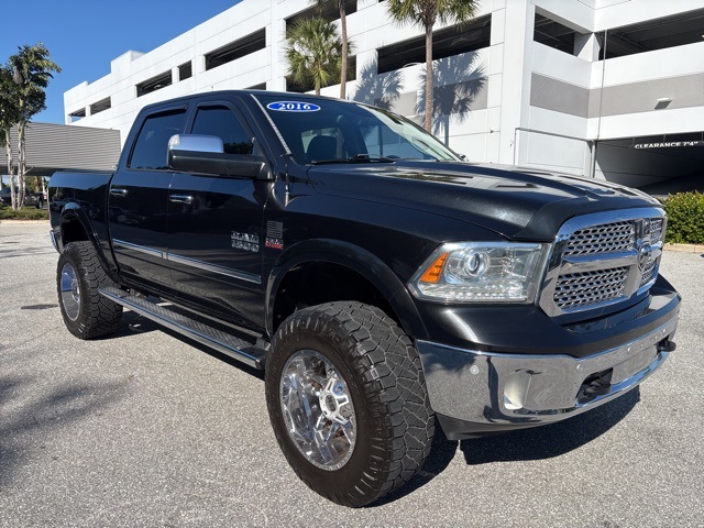 2016 RAM 1500 Laramie Crew Cab 4WD