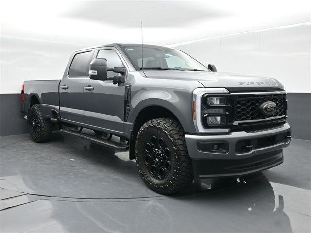 2025 Ford F-350SD Lariat