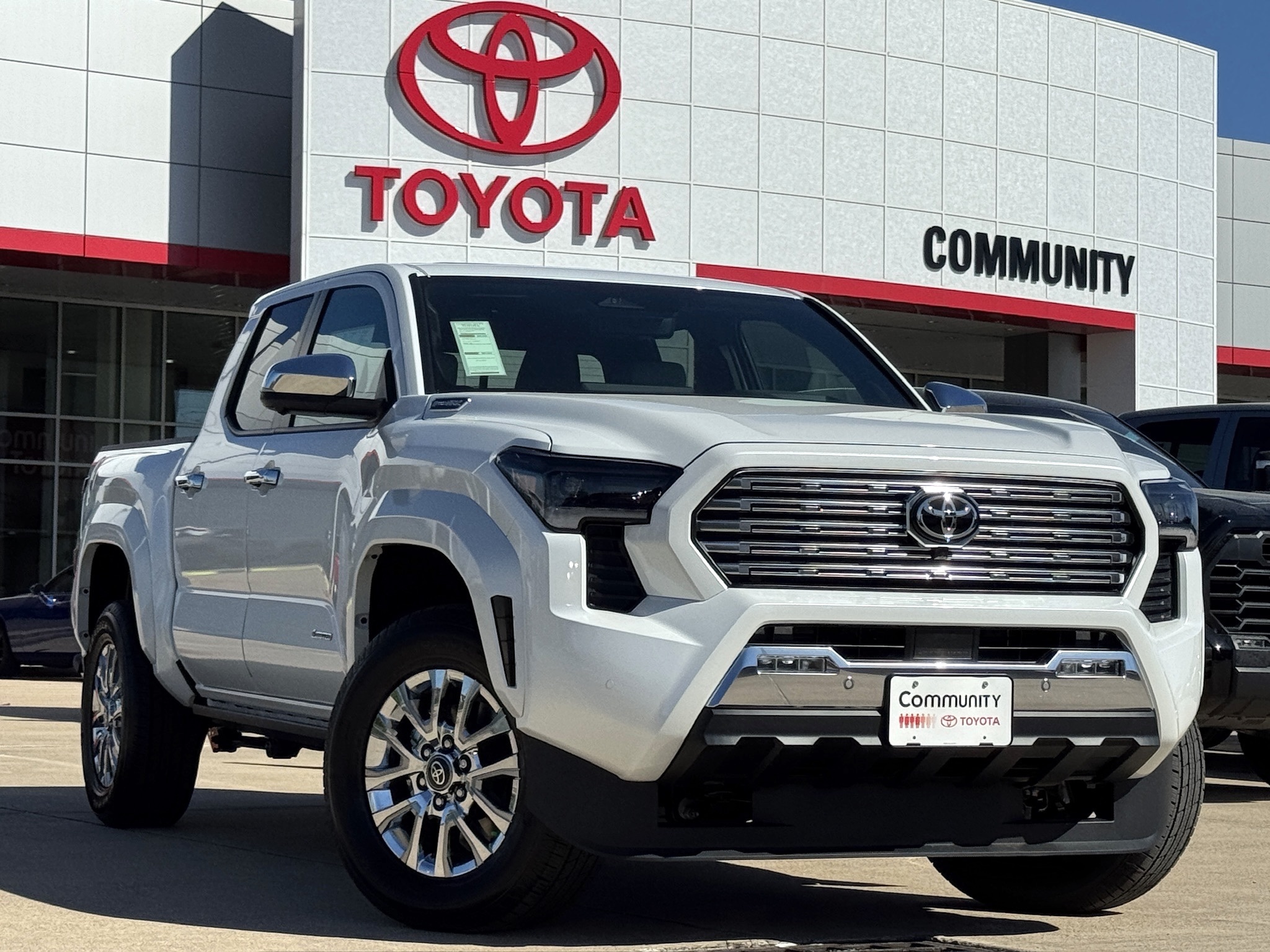 2025 Toyota Tacoma Hybrid Limited - 0