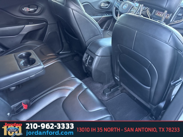 Used Car 2019 Jeep Cherokee  Latitude Plus For Sale Under $15,000 In San Antonio, Texas