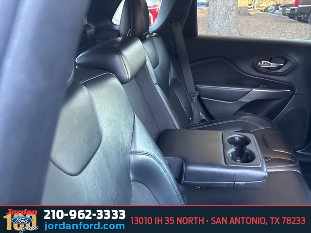 Used Car 2019 Jeep Cherokee  Latitude Plus For Sale Under $15,000 In San Antonio, Texas