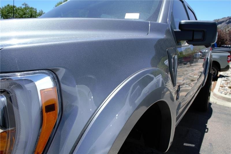 2023 Ford F-150 XLT photo 3