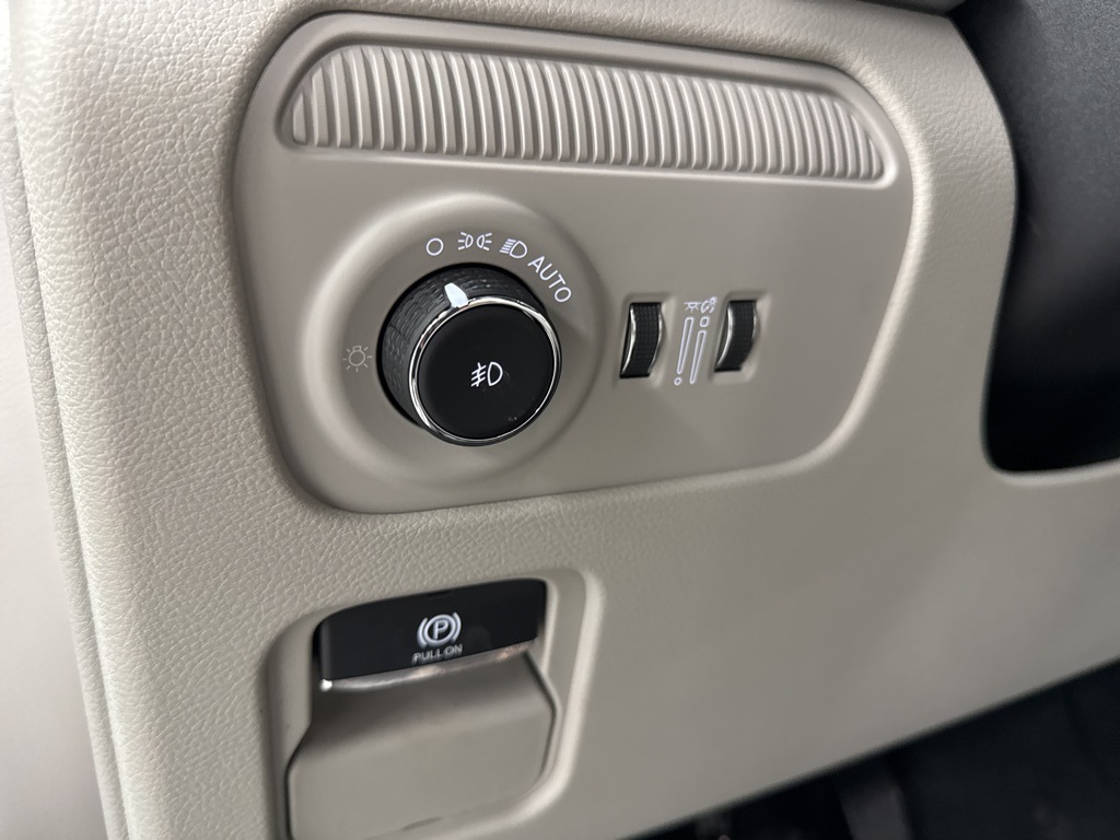 2025 Jeep Wagoneer Base White at Bayshore Chrysler Jeep Dodge Ram