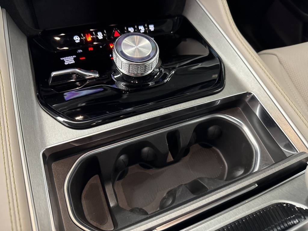 2025 Jeep Wagoneer Base White at Bayshore Chrysler Jeep Dodge Ram