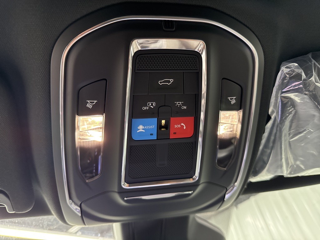 2025 Jeep Wagoneer Base White at Bayshore Chrysler Jeep Dodge Ram