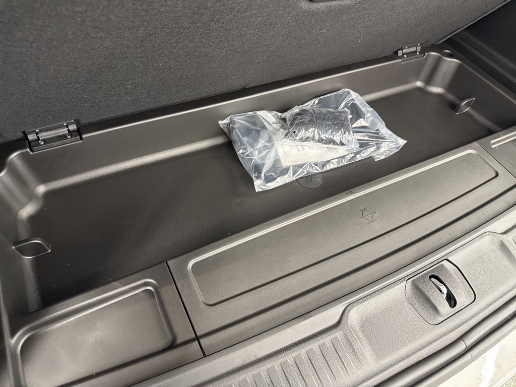 2025 Jeep Wagoneer Base White at Bayshore Chrysler Jeep Dodge Ram