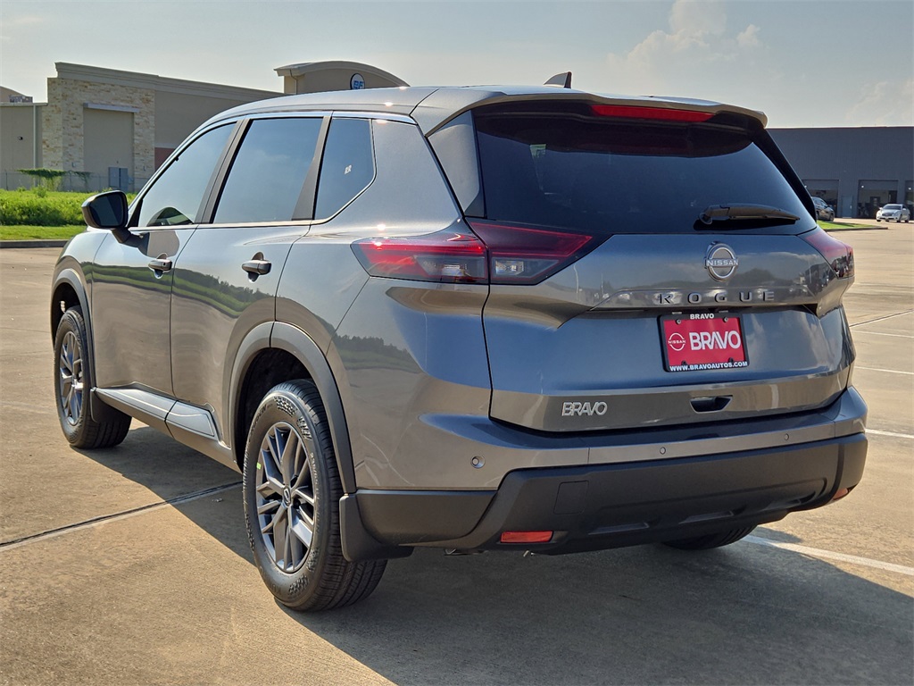 2026 Nissan Rogue S photo 2