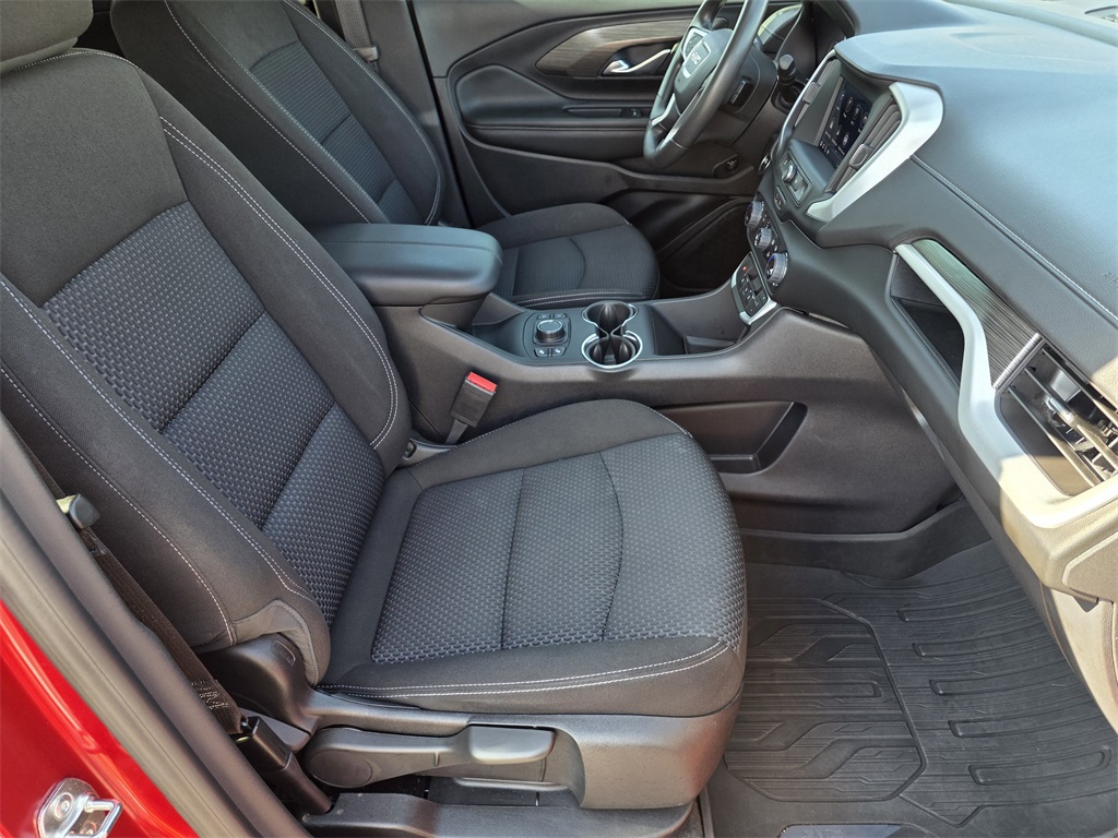 2024 GMC Terrain SLE - 11