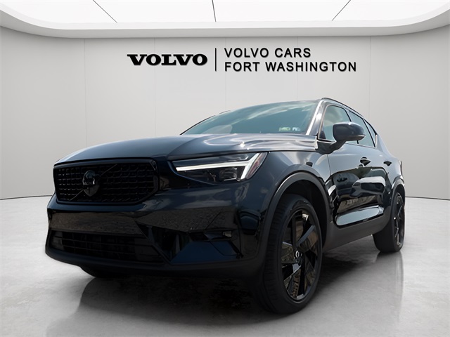 2026 Volvo XC40 B5 Ultra Black Edition