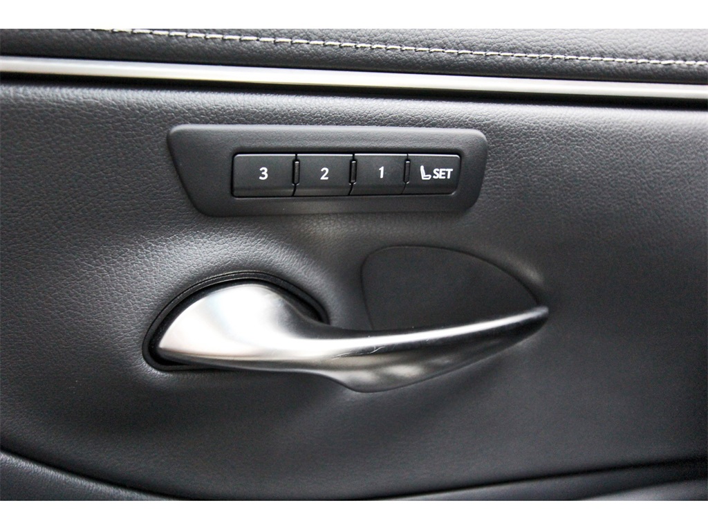 2022 Lexus ES 350 White at Westside Lexus