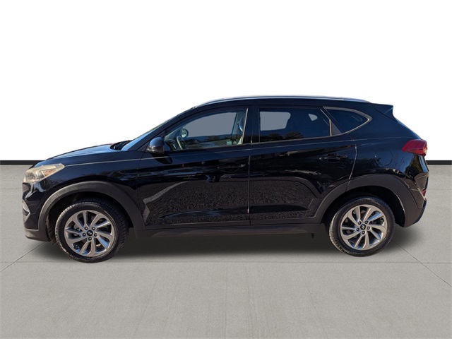 2016 Hyundai Tucson SE - 2