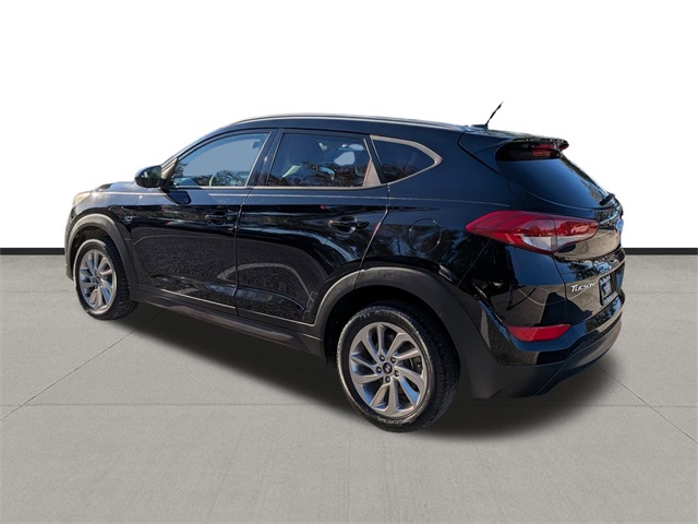 2016 Hyundai Tucson SE - 3