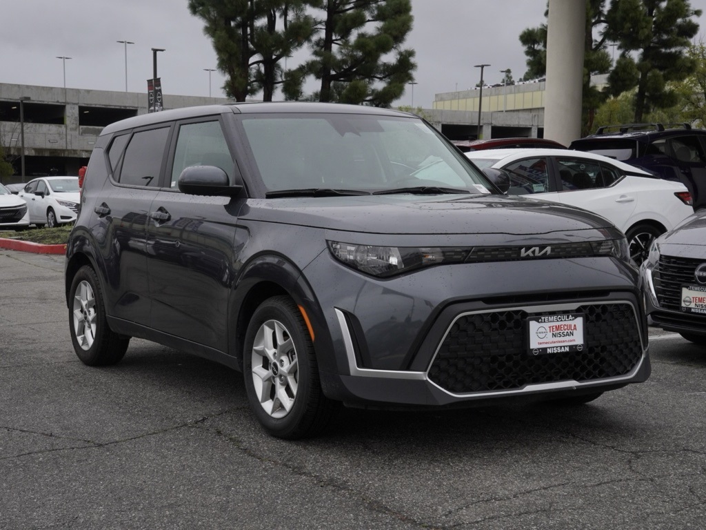 2023 Kia Soul LX Technology