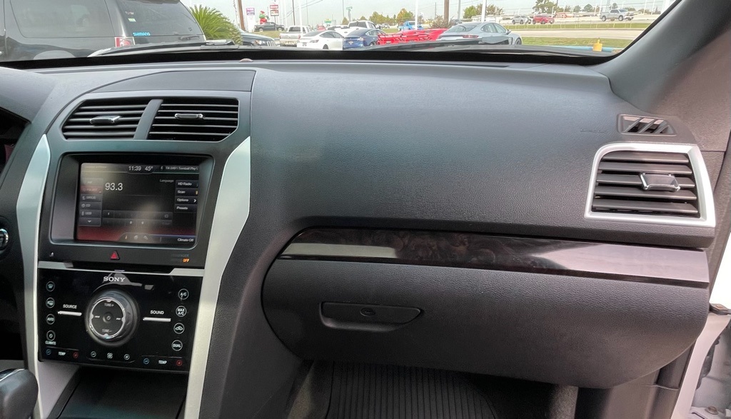 2014 Ford Explorer Limited White at Parkway Family Mazda