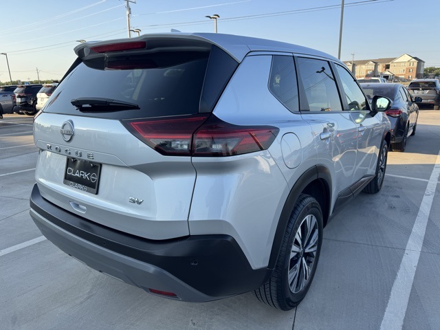2023 Nissan Rogue SV photo 4