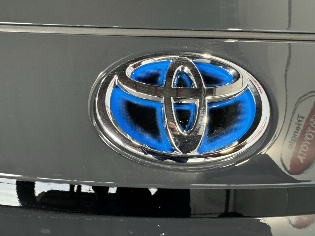 Thumbnail: 2025 Toyota Corolla - 14