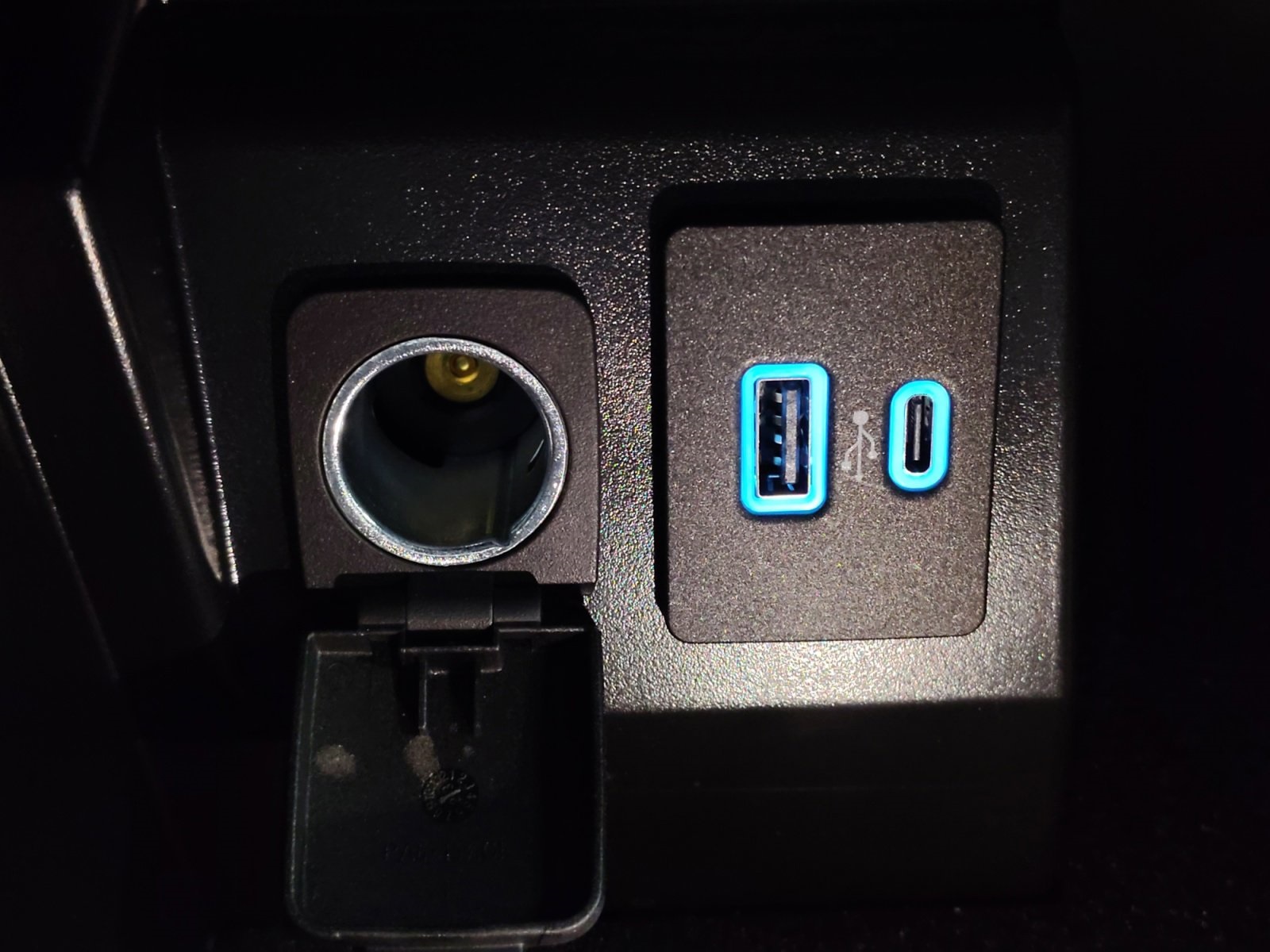 Used Car 2024 Ford Explorer  Xlt For Sale Under $35,000 In San Antonio, Texas