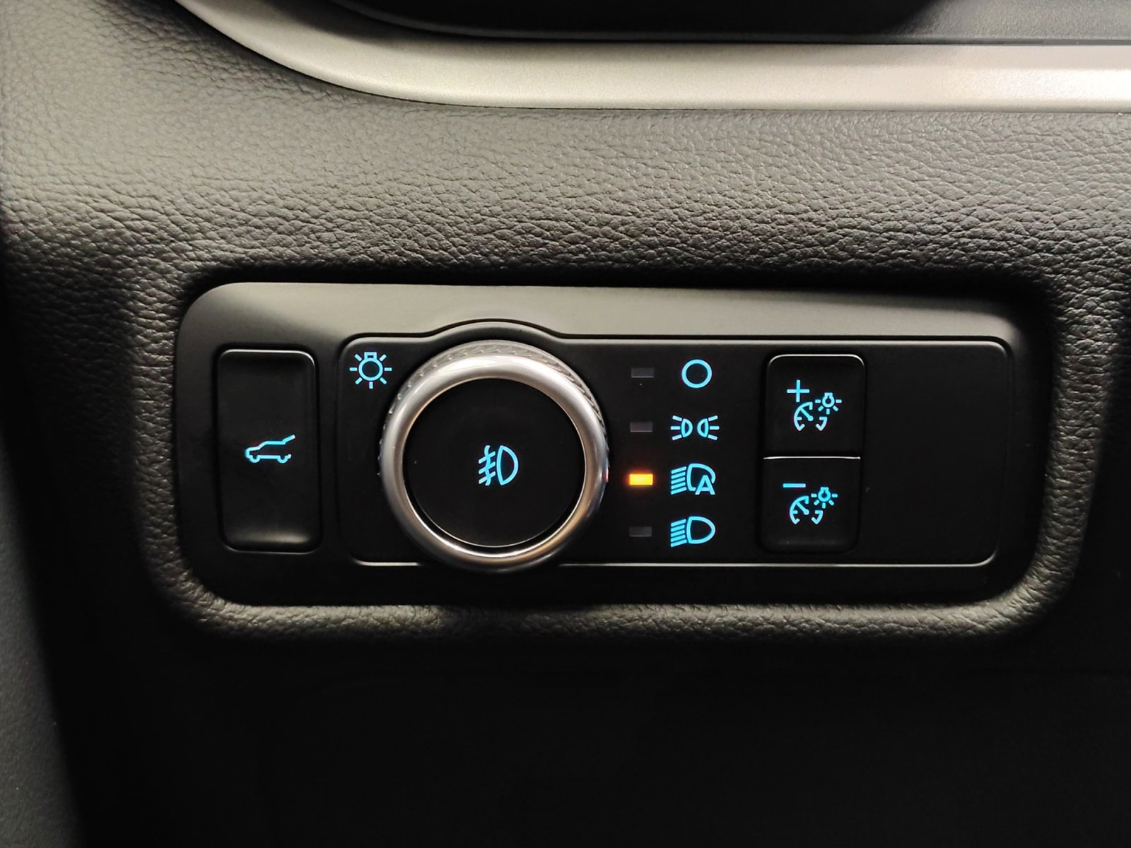 Used Car 2024 Ford Explorer  Xlt For Sale Under $35,000 In San Antonio, Texas