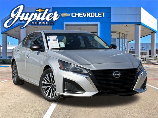 2024 Nissan Altima 2.5 SV FWD