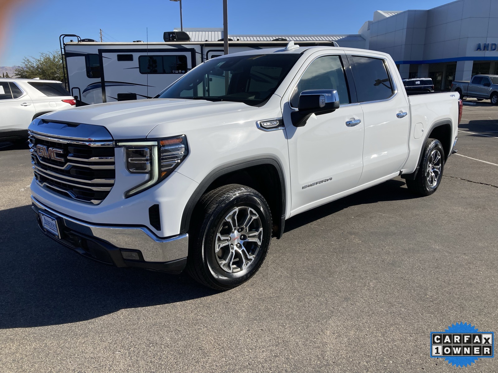 2024 GMC Sierra 1500 SLT Crew Cab 4WD