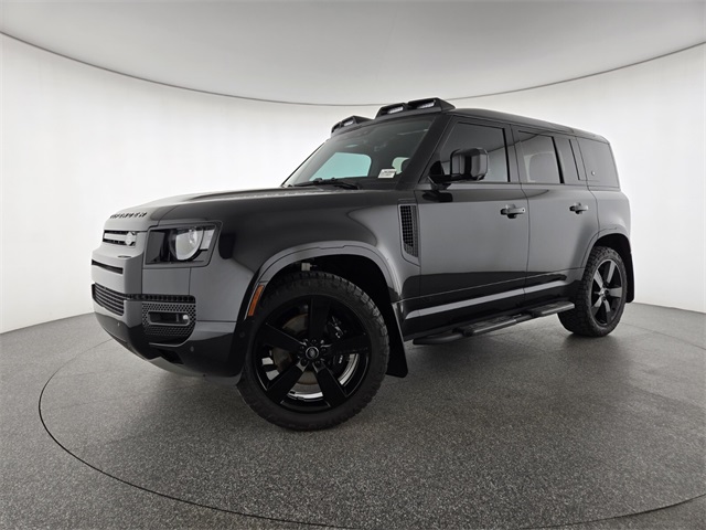 2024 Land Rover Defender 110 V8 P525 AWD