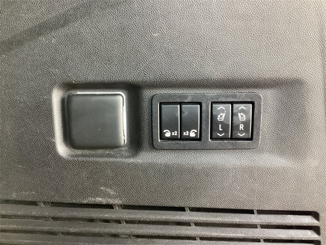 Used Car 2021 Gmc Yukon Xl  At4 For Sale Under $50,000 In San Antonio, Texas