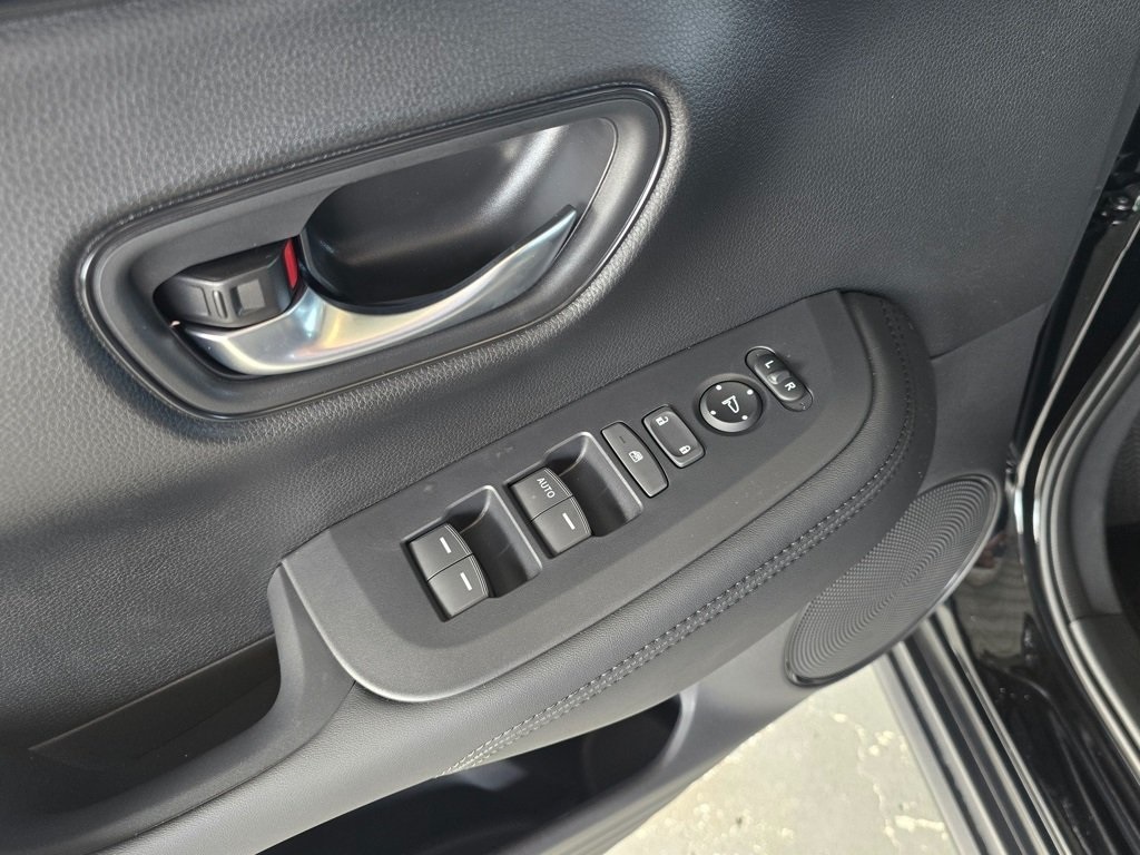 Thumbnail: 2026 Honda HR-V - 22