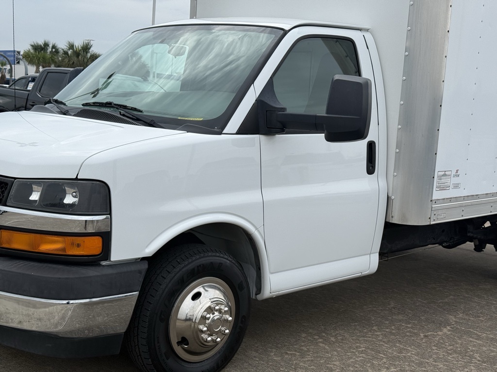 2017 Chevrolet Express 3500 Work Van - 1