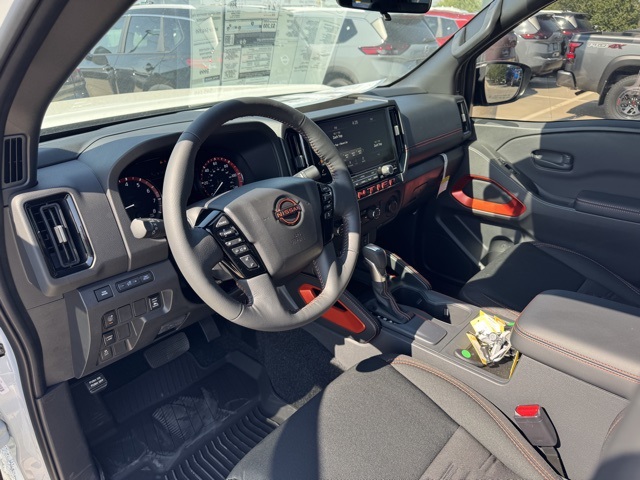2026 Nissan Frontier PRO-X photo 2