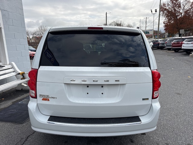 2016 Dodge Grand Caravan SE photo 4