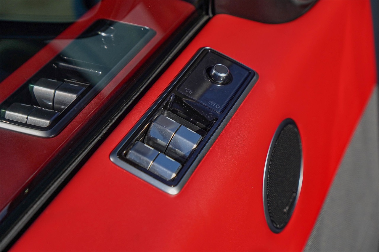 Used Car 2020 Land Rover Range Rover Sport  Svr For Sale Under $60,000 In Austin, Texas