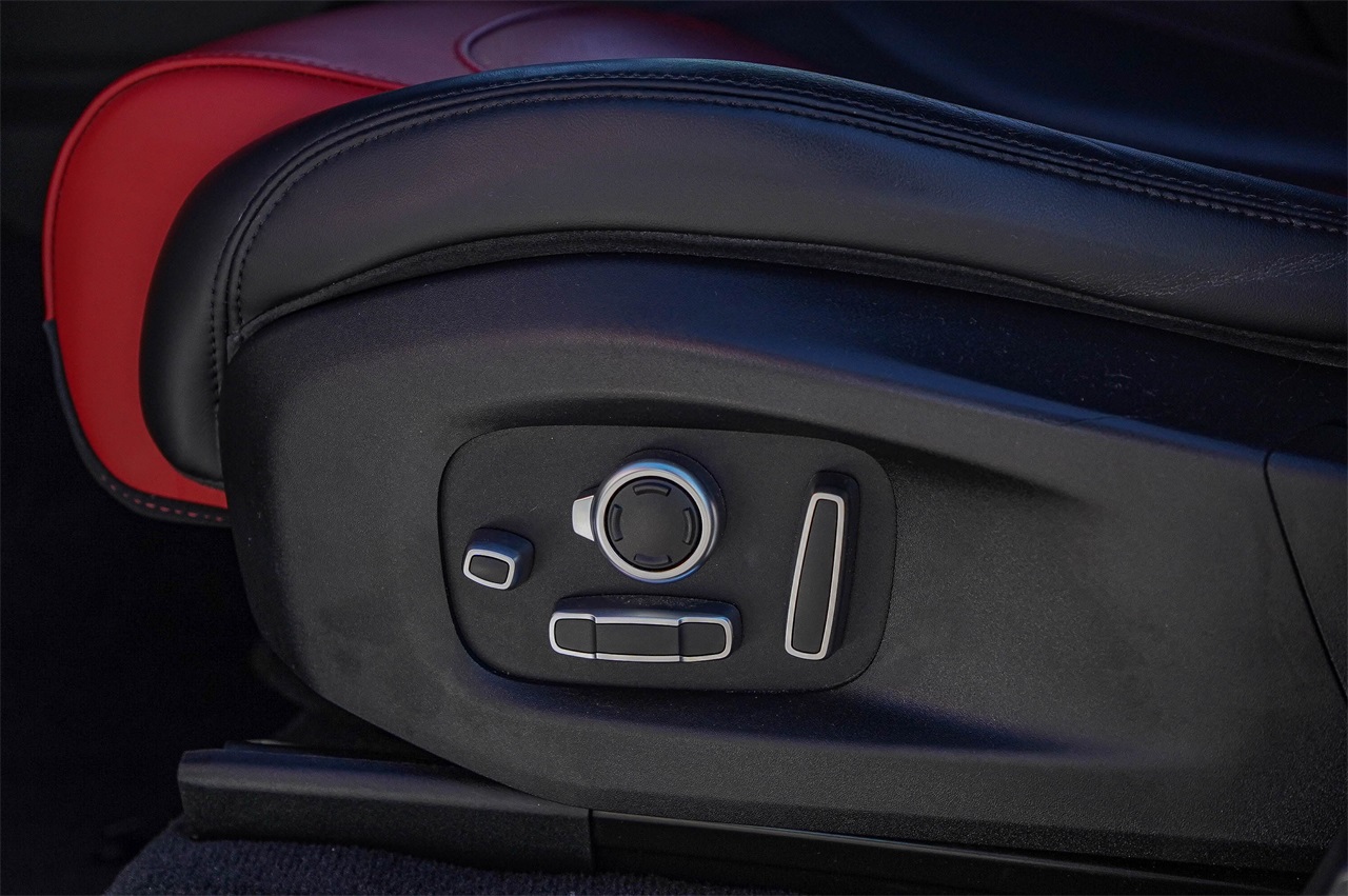 Used Car 2020 Land Rover Range Rover Sport  Svr For Sale Under $60,000 In Austin, Texas